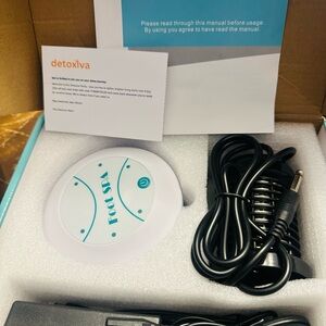 Detoxiva Foot Spa Ionizer - White & Teal